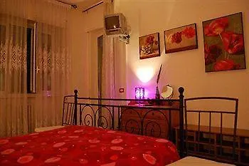 Bed & Breakfast A For Rom