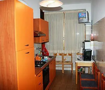 A For 2* Roma