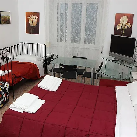 Bed & Breakfast A For Rom