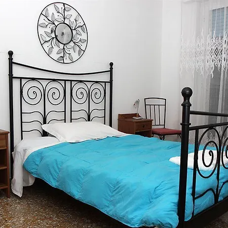 Bed & Breakfast A For