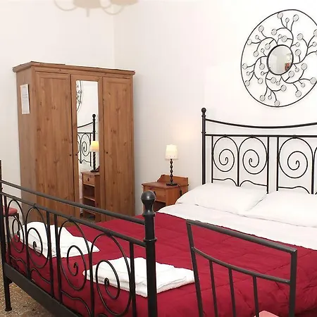A For Bed & Breakfast 2*